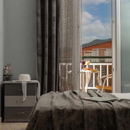 House Toula Elegant Apartment Sarti Exterior foto
