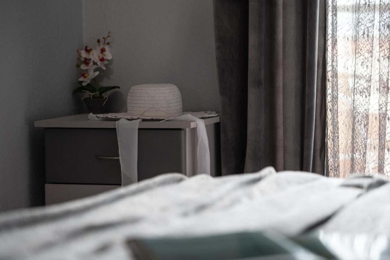 House Toula Elegant Apartment Sarti Exterior foto